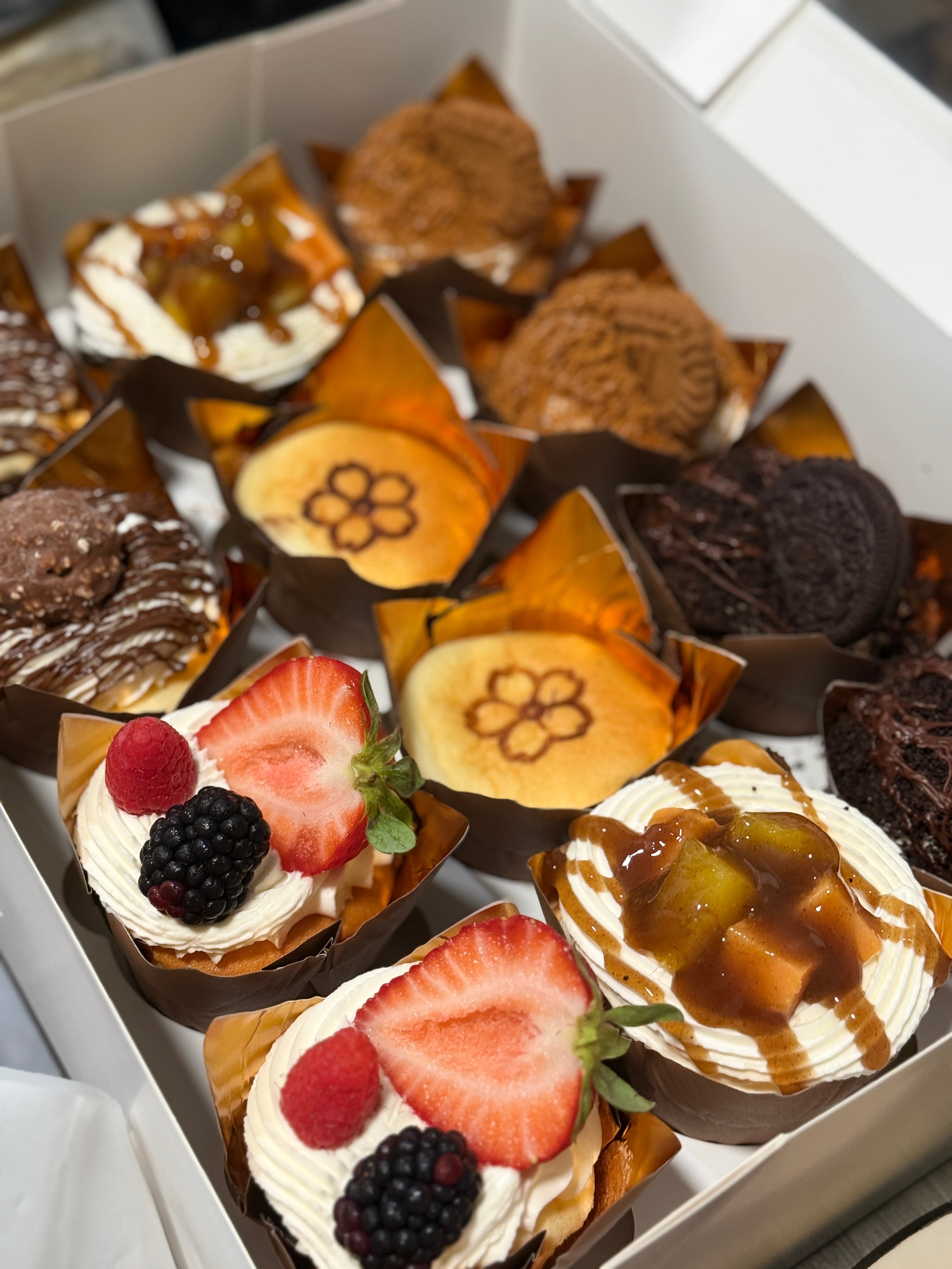 Dozen of Japanese Cheesecake Cupcakes